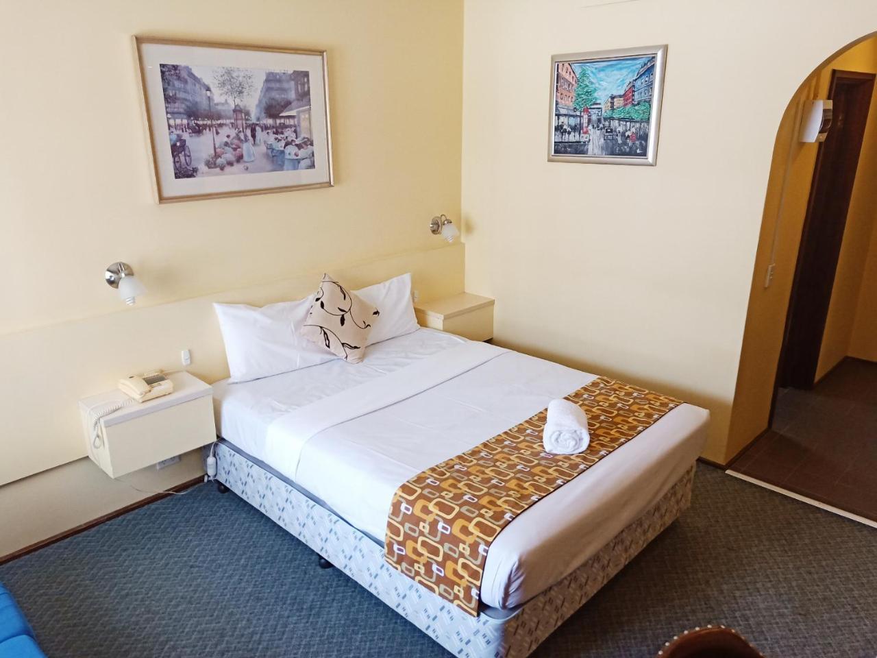 Glen Inn Glen Waverley Zewnętrze zdjęcie