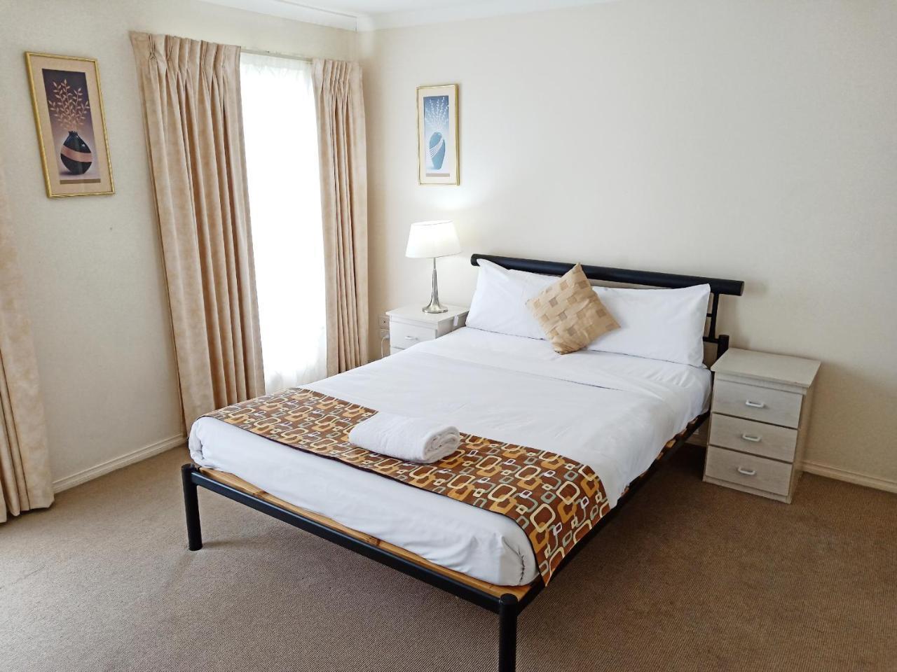 Glen Inn Glen Waverley Zewnętrze zdjęcie