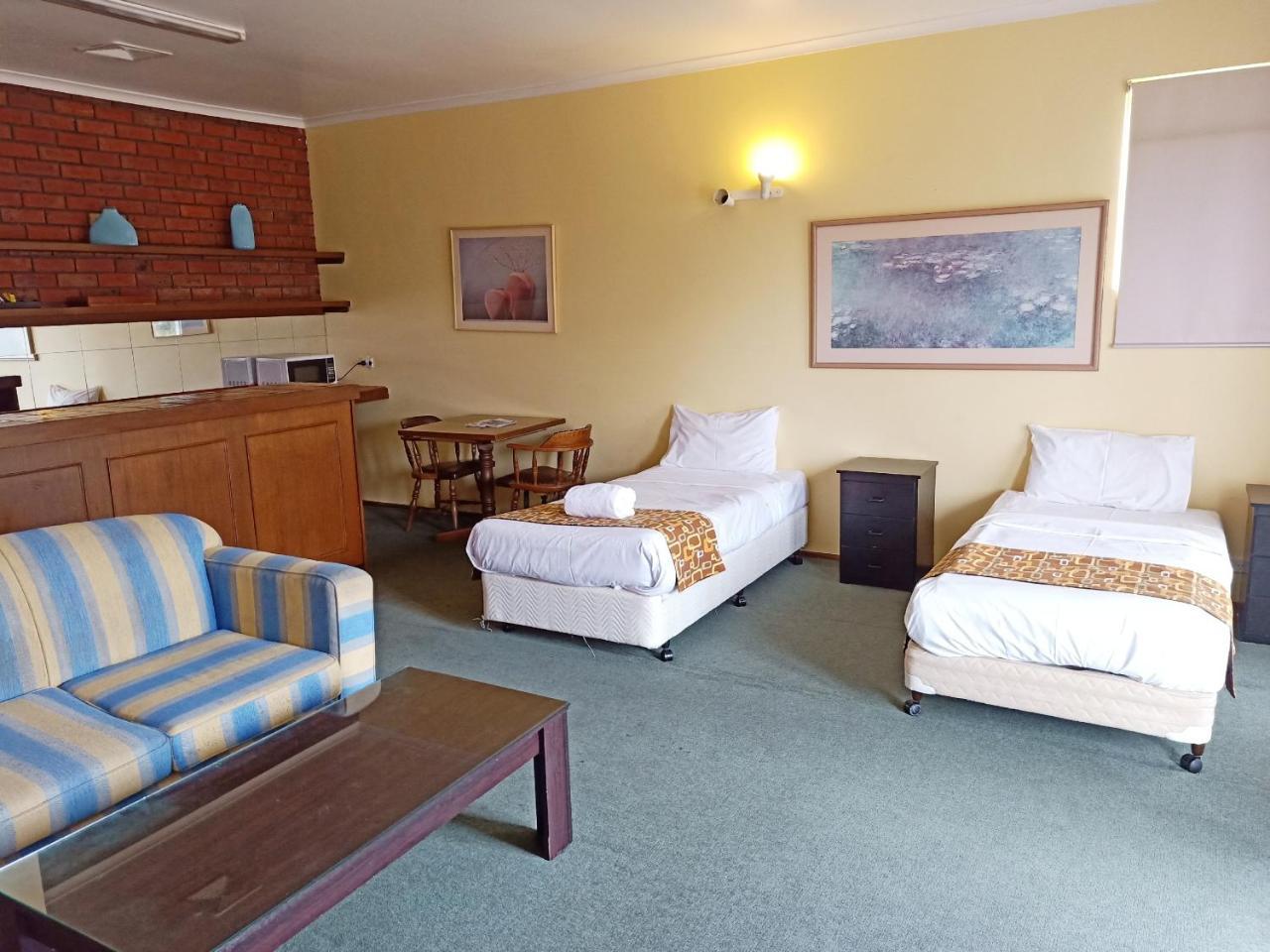 Glen Inn Glen Waverley Zewnętrze zdjęcie